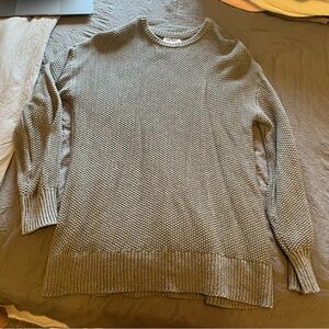 Old Navy Gray Crewneck Sweater Ribbed Knit